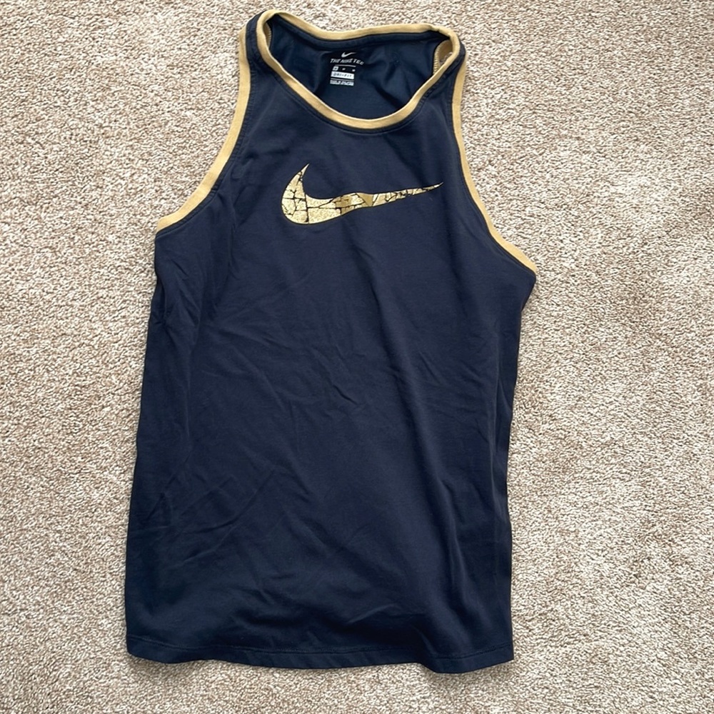 Nike crackle swoosh tank
